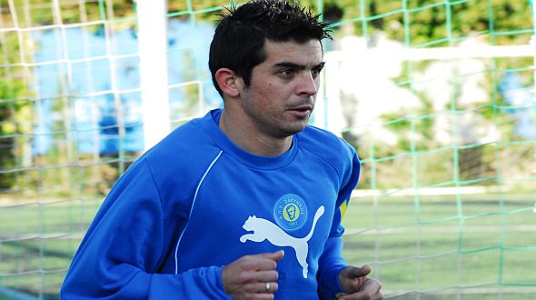 ΘΡΗΝΟΣ ΣΤΗ ΖΑΚΥΝΘΟ: Έφυγε από τη ζωή ανήμερα Χριστουγέννων ο Χρήστος Χαριάτης (ioniansrports.gr)